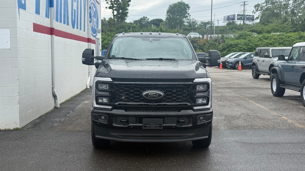 New 2026 Ford F-250 Lariat PICKUP