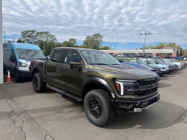 2025 Ford F-150 Raptor photo 3