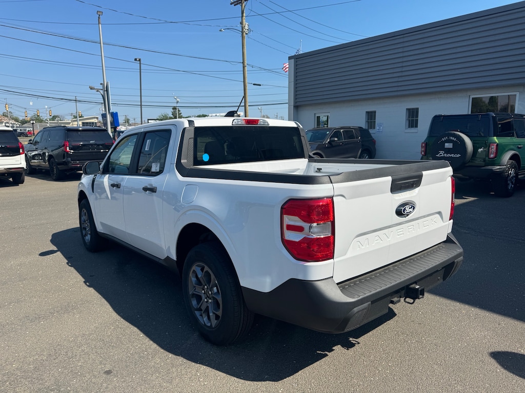 New 2025 Ford Maverick XLT PICKUP