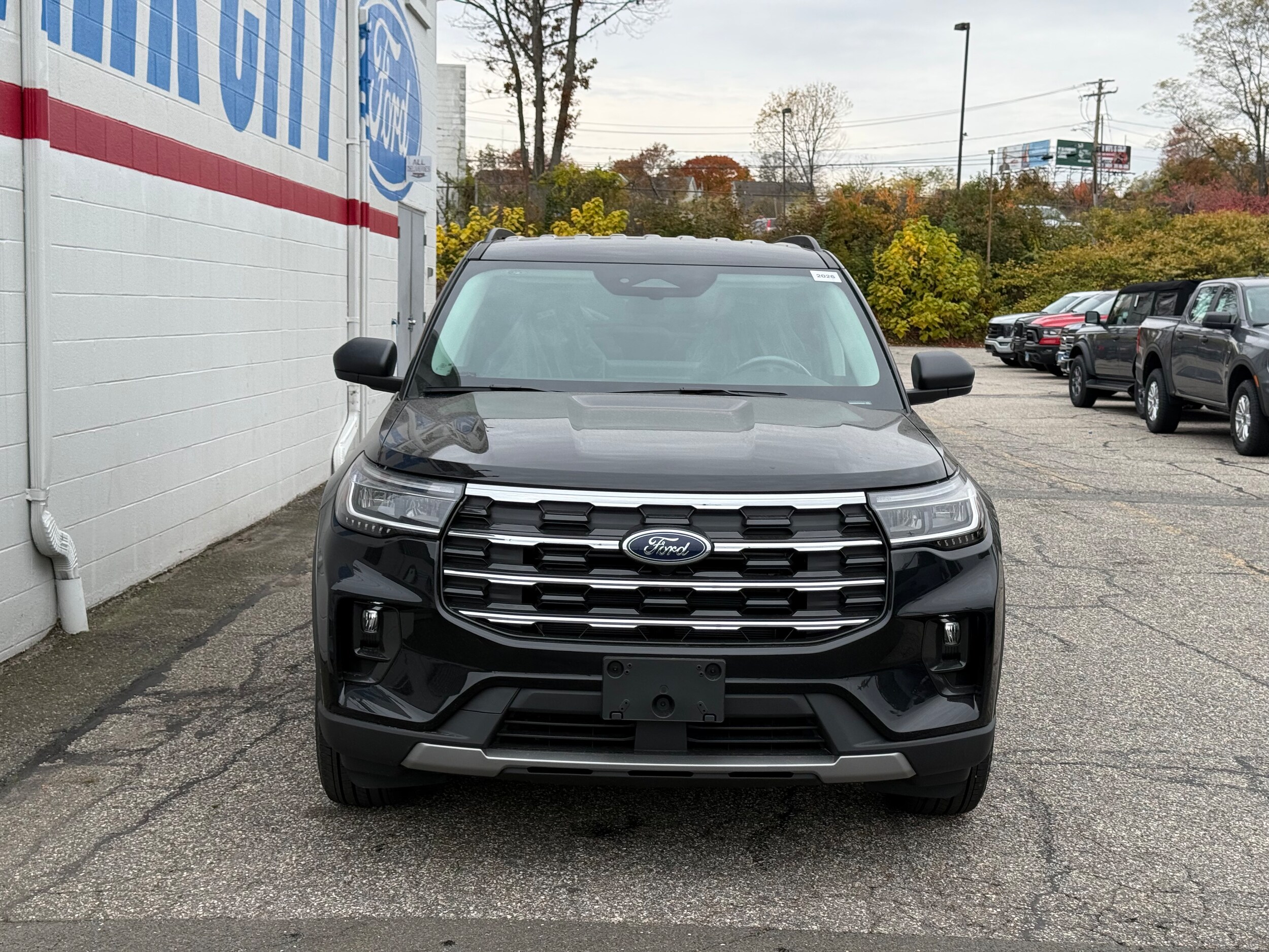 2026 Ford Explorer photo 2