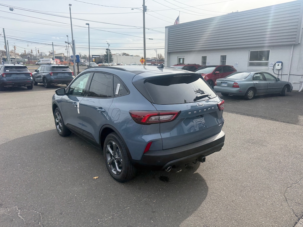 New 2026 Ford Escape ST-Line WAGON