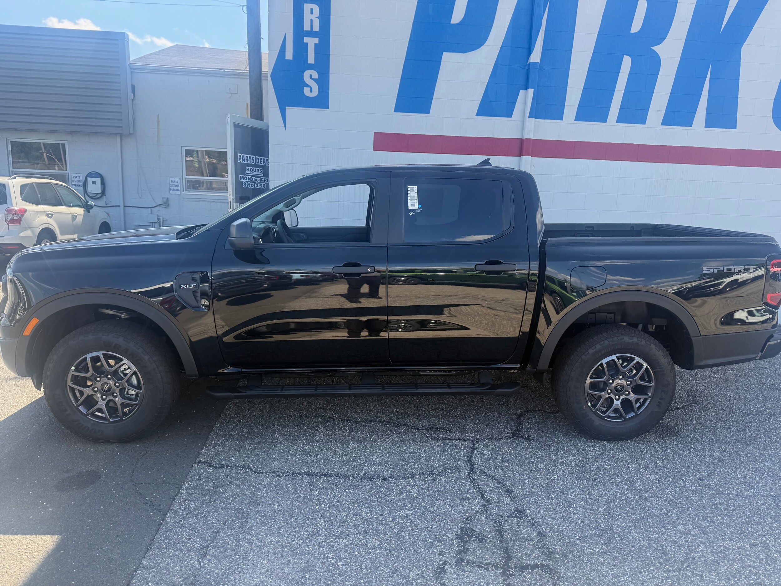 2025 Ford Ranger XLT photo 2