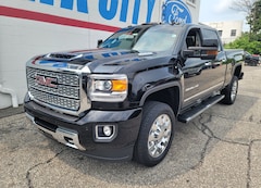 2019 GMC Sierra 2500HD Denali PICKUP