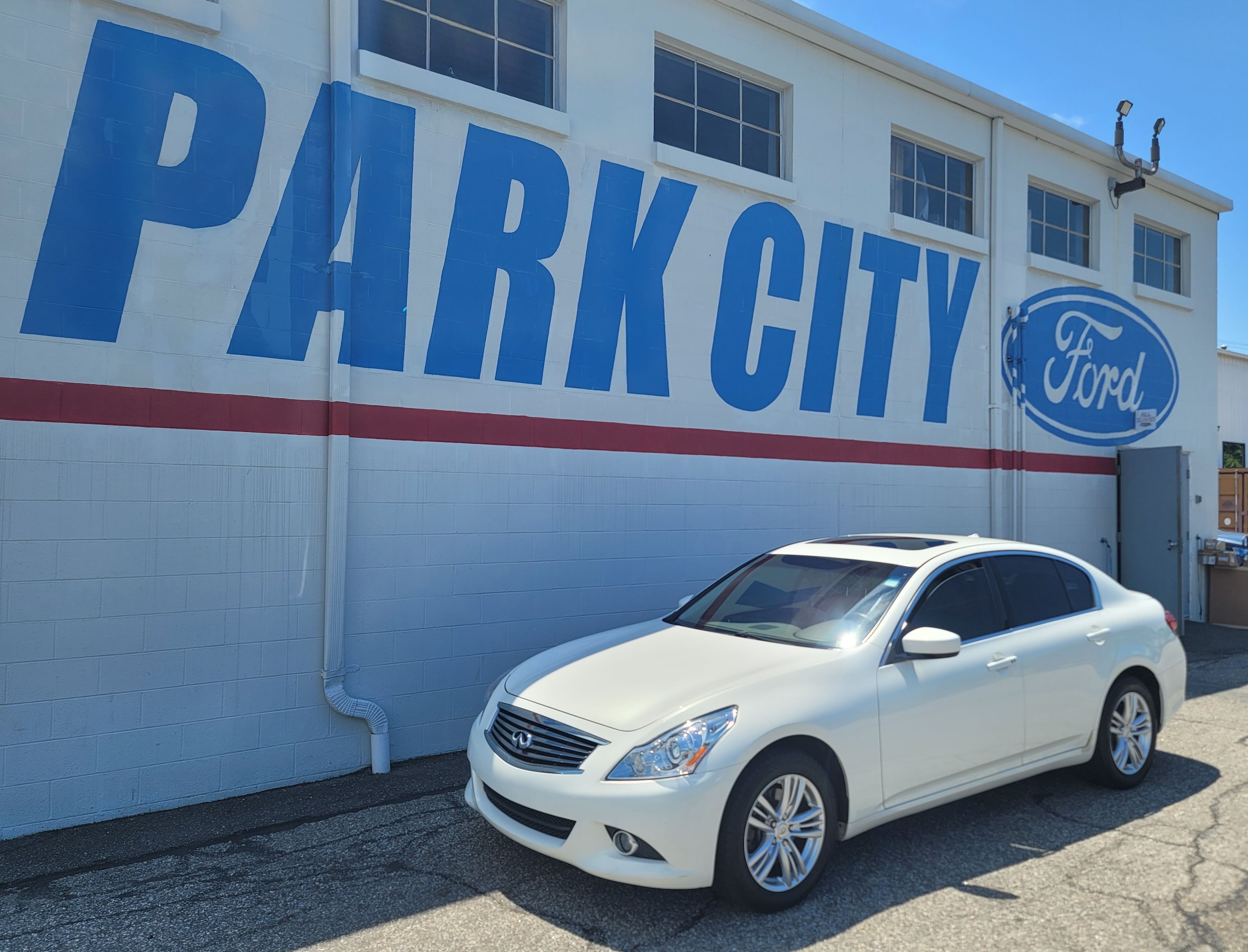 Used 2010 INFINITI G Sedan 37x with VIN JN1CV6AR7AM461577 for sale in Bridgeport, CT
