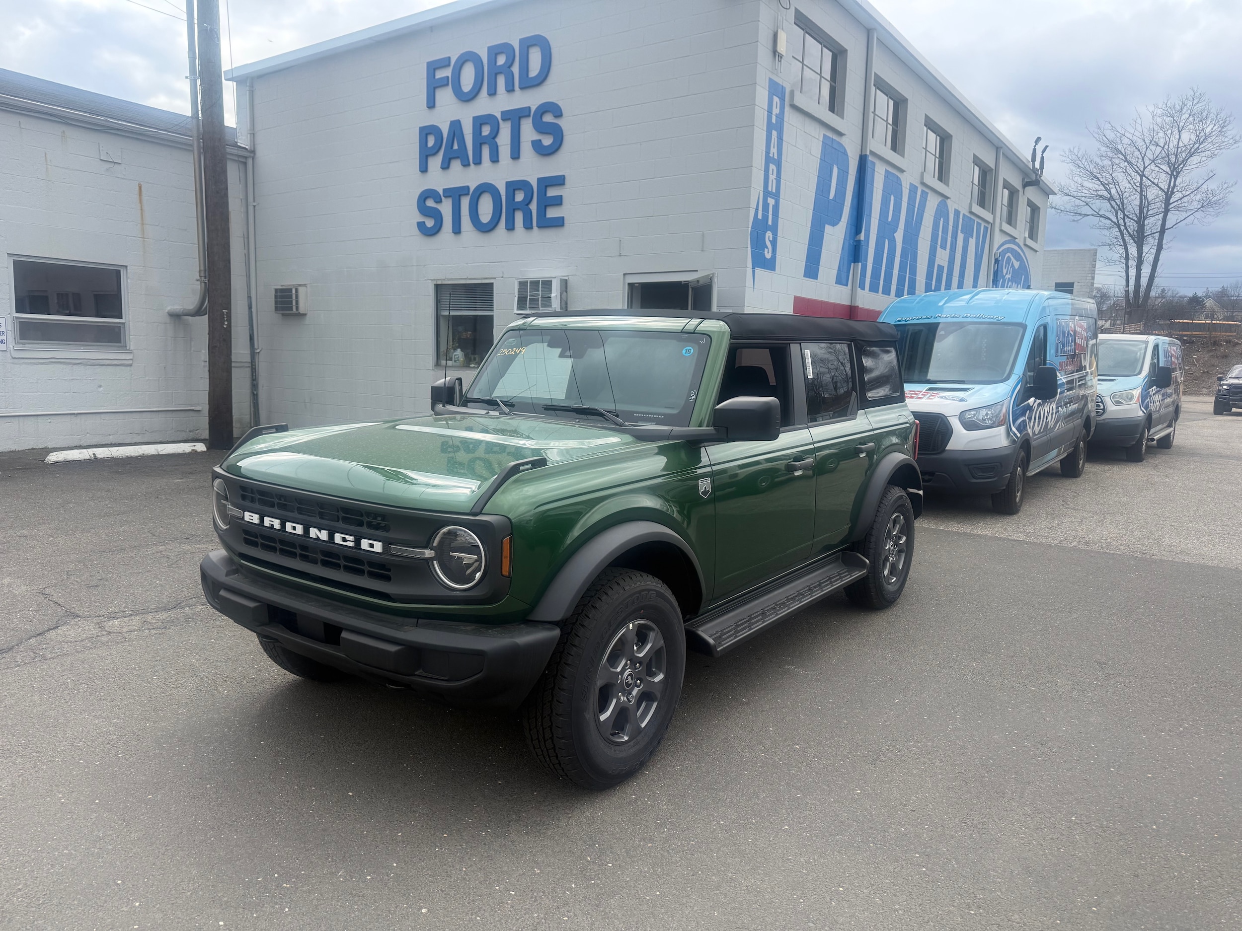2025 Ford Bronco Big Bend 4x4's photo