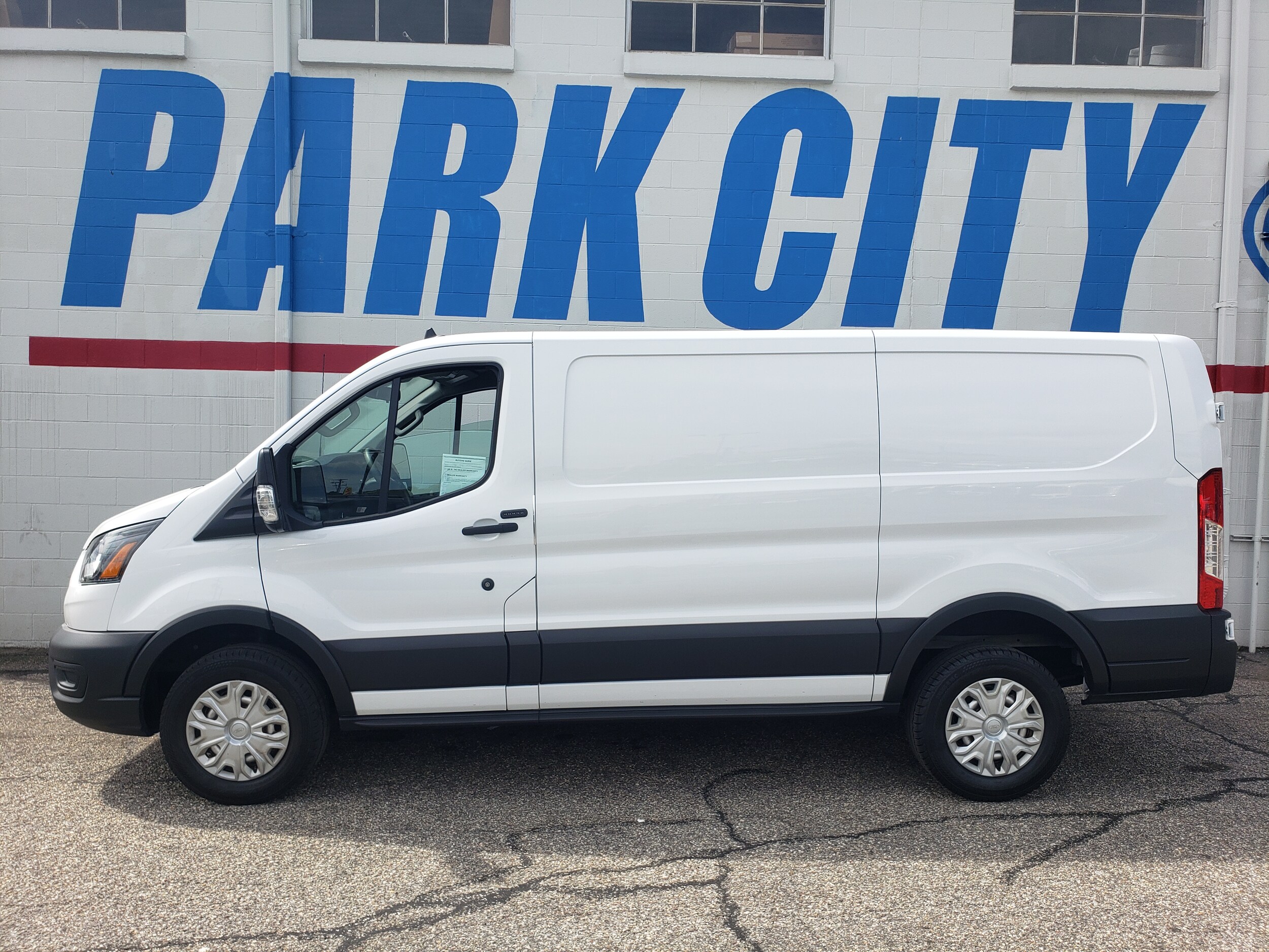 2024 Ford Transit Van Cargo photo 2
