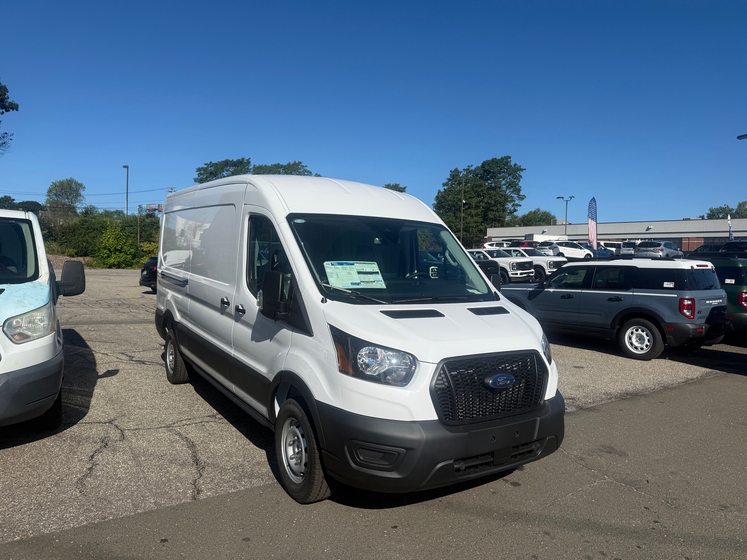 2025 Ford Transit XL Van Cargo photo 2