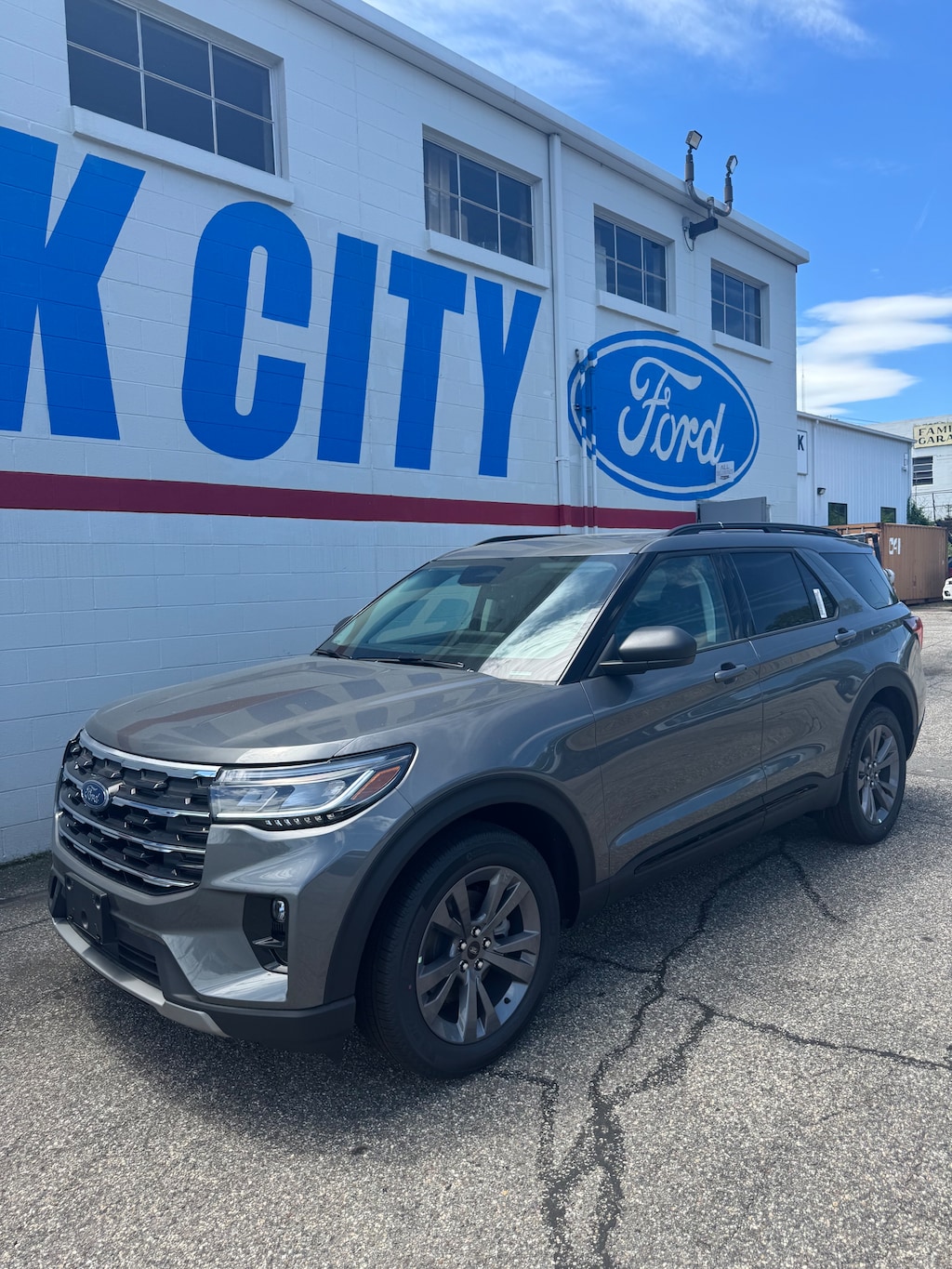New 2026 Ford Explorer Active WAGON
