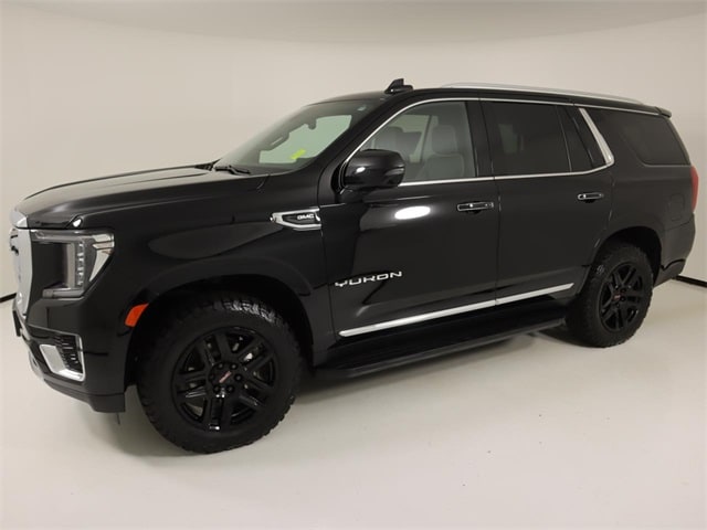 Used 2021 GMC Yukon SLT with VIN 1GKS2BKDXMR476695 for sale in Little Rock, AR
