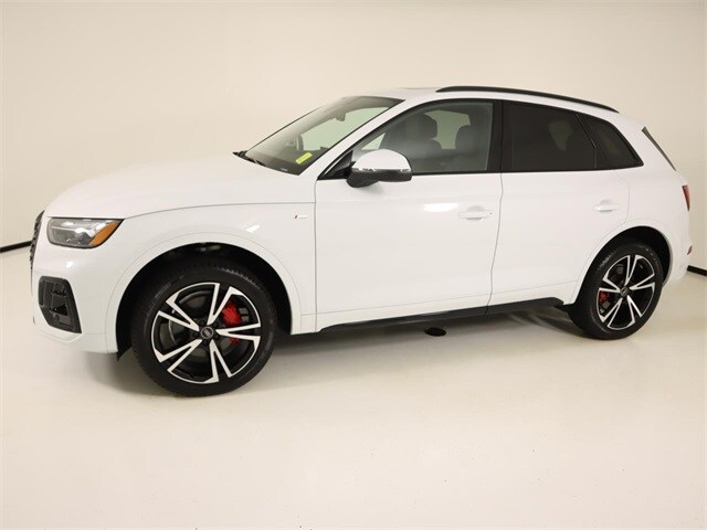 2025 Audi Q5 45 S line Premium Plus photo 2