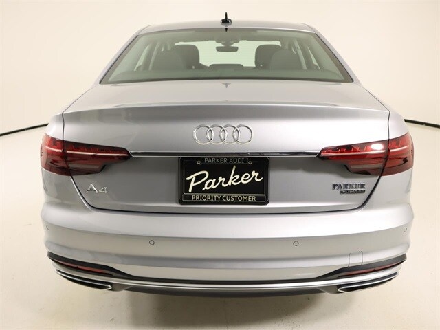 2022 Audi A4 40 Premium photo 3
