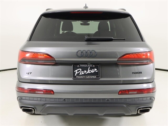 2025 Audi Q7 45 Premium Plus photo 4