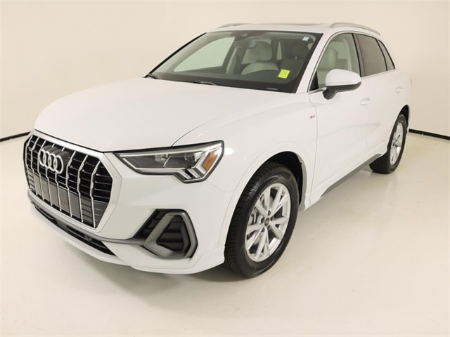 2025 Audi Q3 S Line Premium