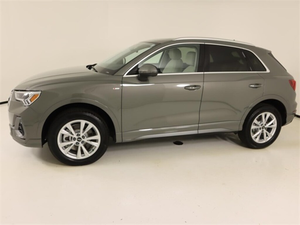New 2025 Audi Q3 45 S line Premium SUV