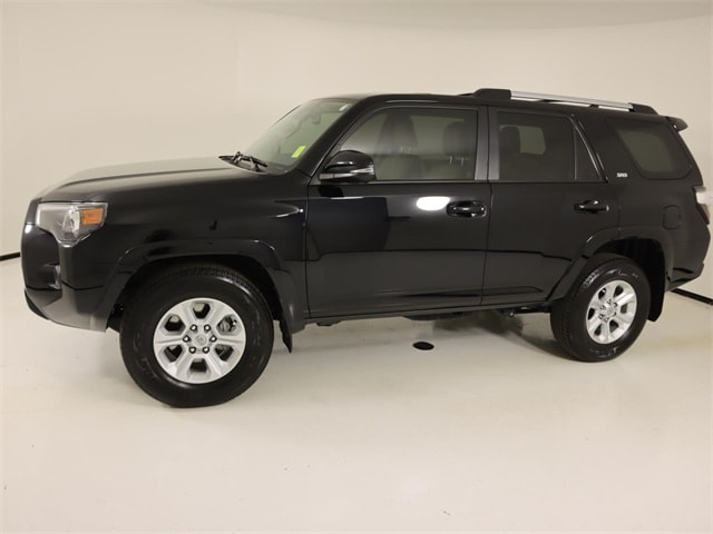 Used 2022 Toyota 4Runner SR5 Premium with VIN JTEFU5JR6N5263740 for sale in Little Rock, AR