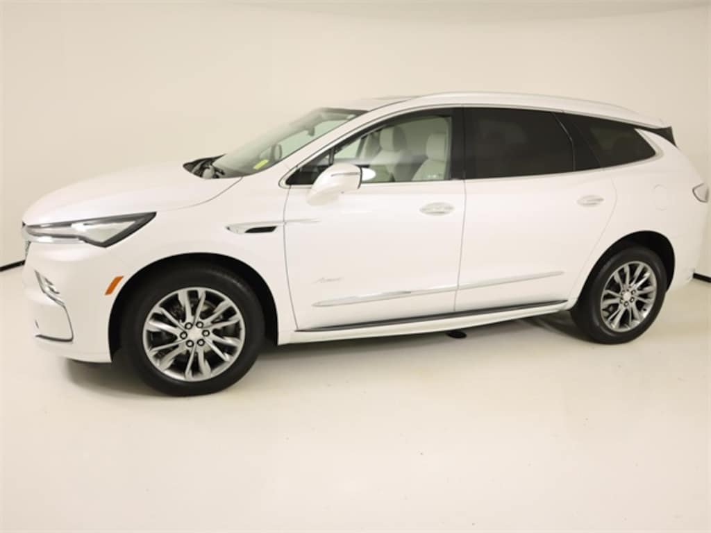 Used 2022 Buick Enclave Avenir SUV