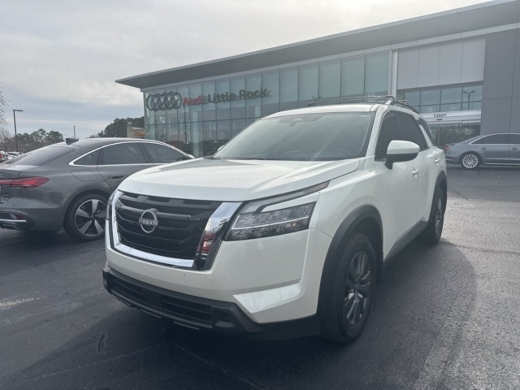 Used 2022 Nissan Pathfinder SV SUV