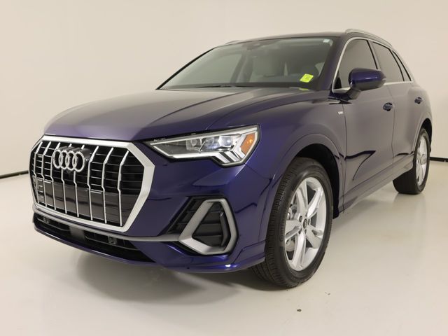 2023 Audi Q3