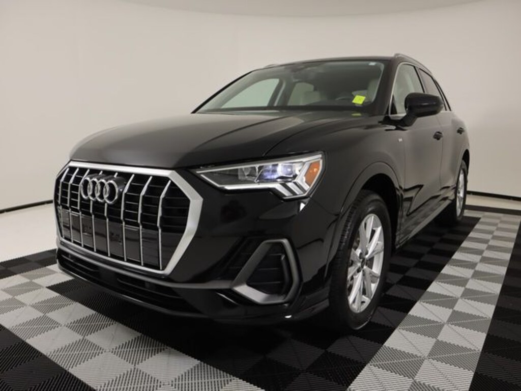 Certified 2025 Audi Q3 Premium SUV