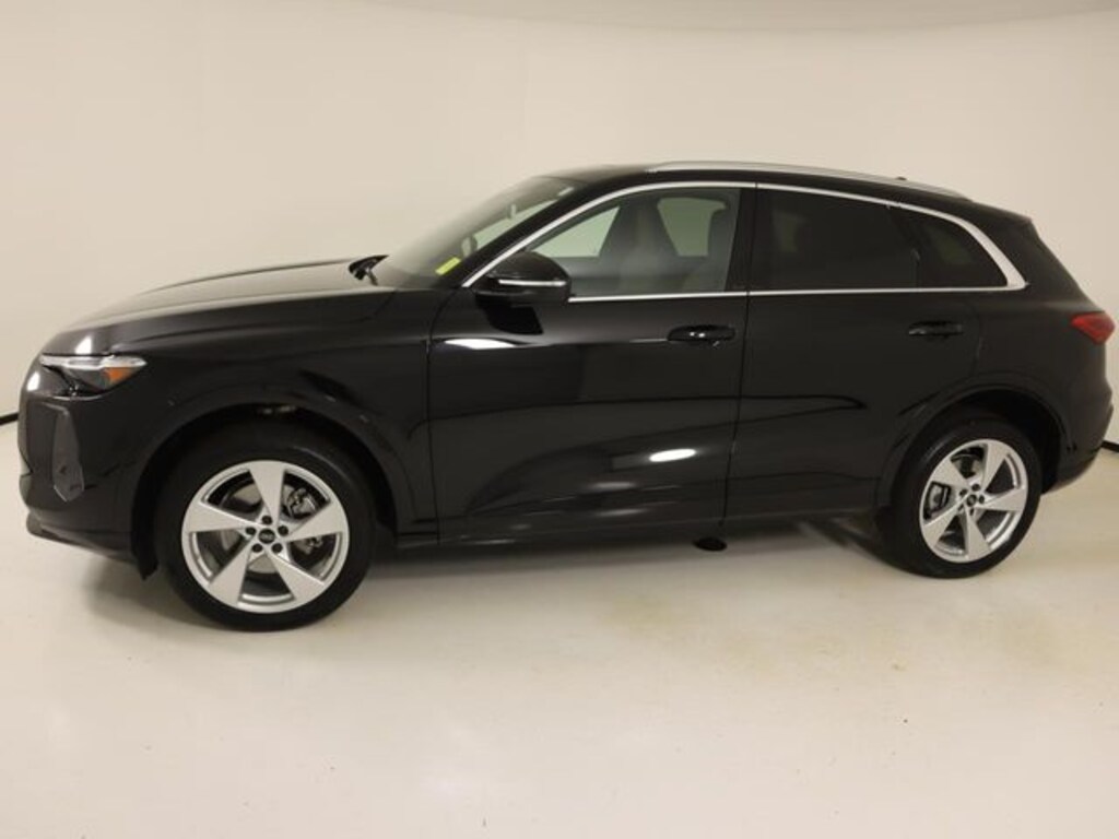 Certified 2025 Audi Q5 2.0T Premium Plus SUV