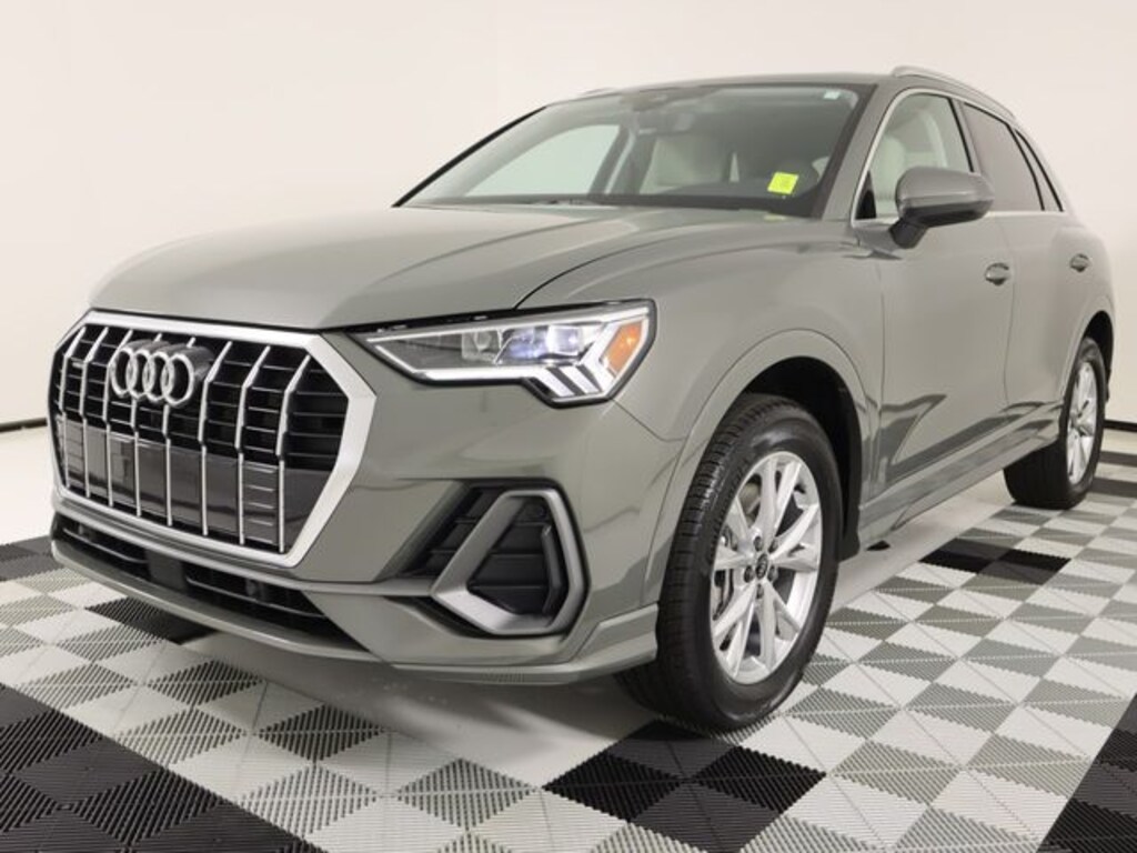 Certified 2025 Audi Q3 Premium SUV