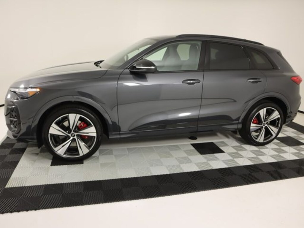 New 2026 Audi SQ5 SUV