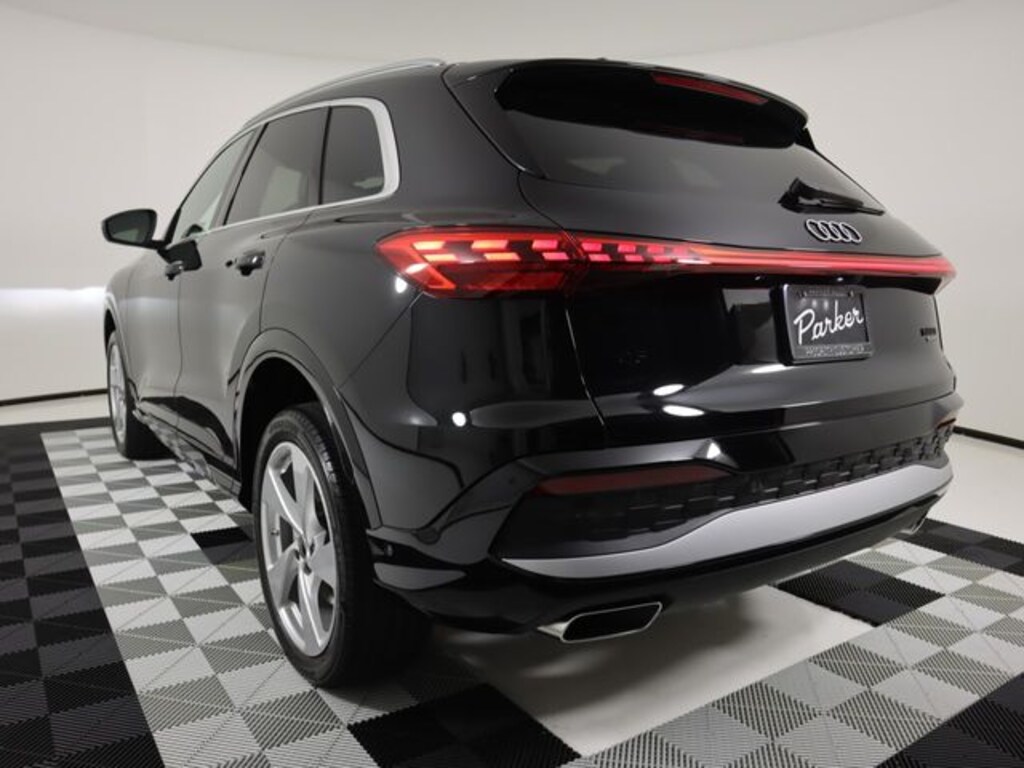 Certified 2025 Audi Q5 2.0T Premium Plus SUV