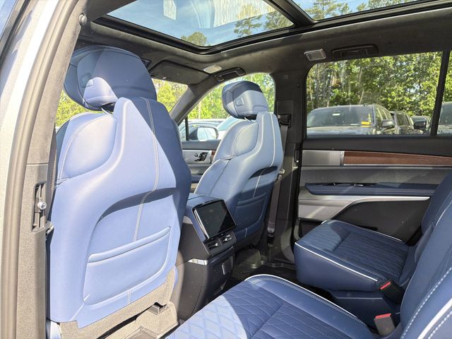 2026 Cadillac VISTIQ Premium Luxury - Photo 12