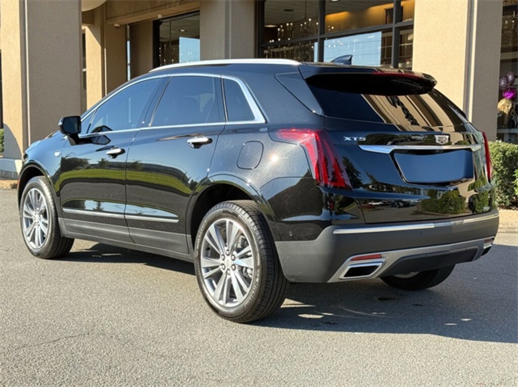 New 2025 CADILLAC XT5 Premium Luxury SUV