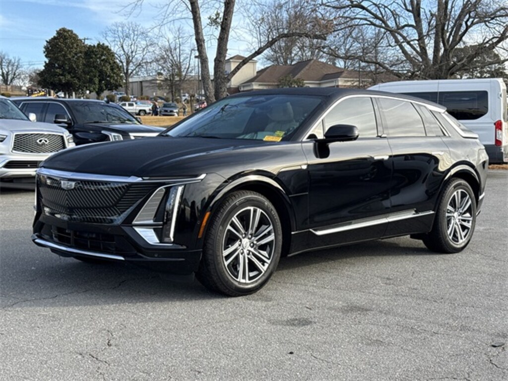 Certified 2023 CADILLAC LYRIQ Luxury SUV