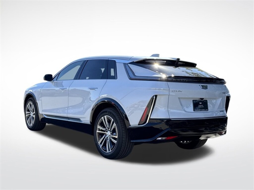 New 2026 CADILLAC LYRIQ Luxury SUV