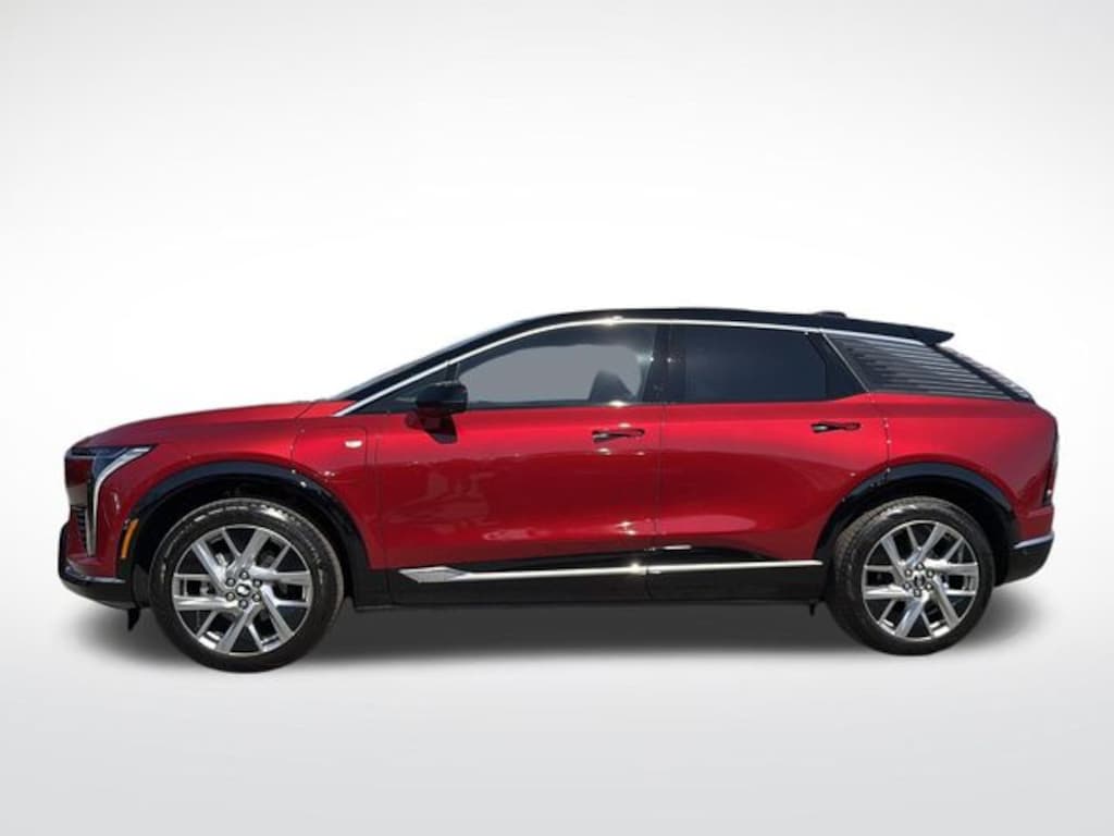 New 2026 CADILLAC OPTIQ Luxury SUV