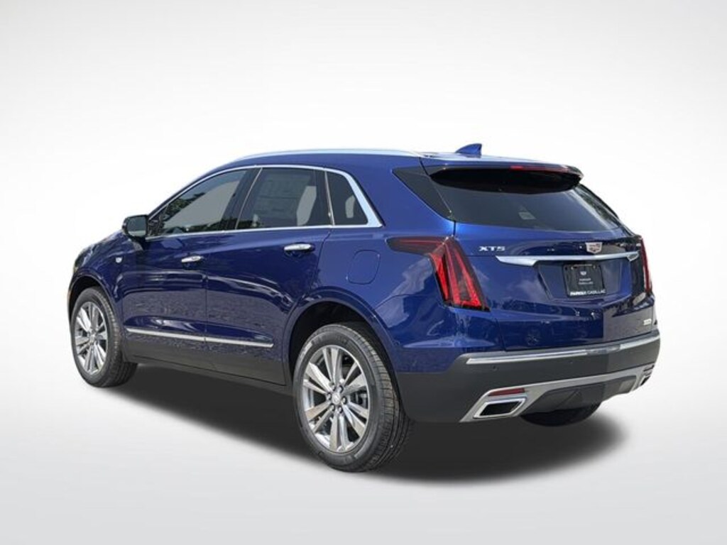 New 2026 CADILLAC XT5 Premium Luxury SUV