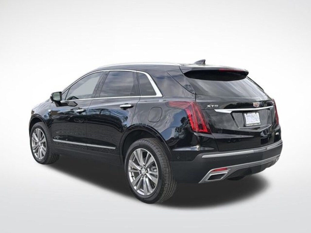 New 2026 CADILLAC XT5 Premium Luxury SUV