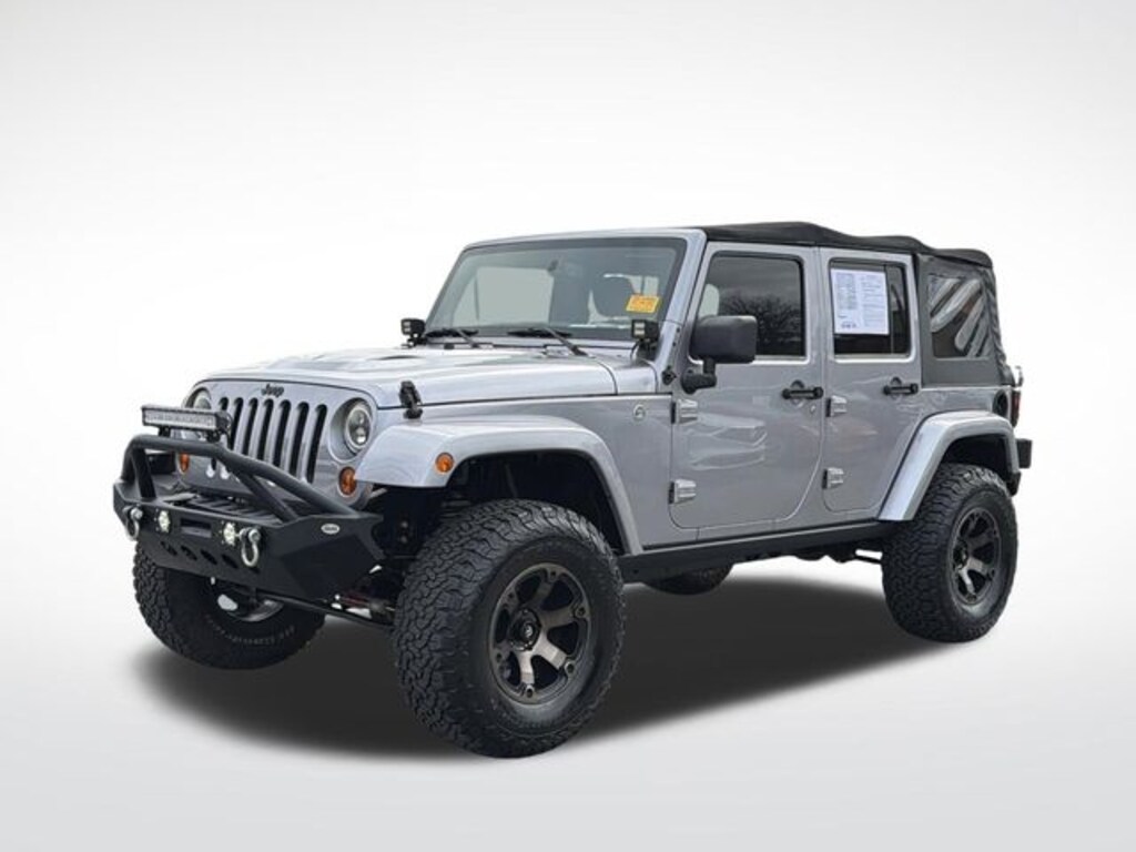 Used 2013 Jeep Wrangler Unlimited Sport SUV
