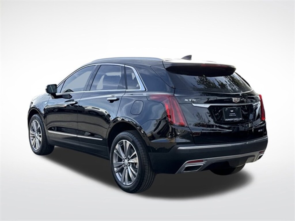 New 2025 CADILLAC XT5 Premium Luxury SUV