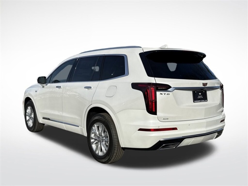 New 2025 CADILLAC XT6 Luxury SUV