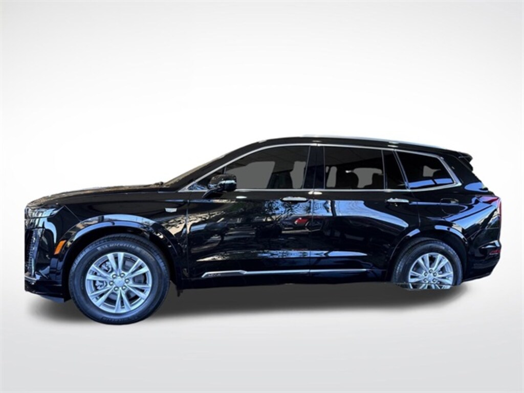 New 2025 CADILLAC XT6 Luxury SUV