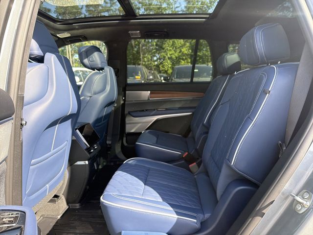 2026 Cadillac VISTIQ Premium Luxury - Photo 13