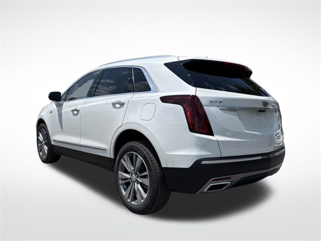 New 2025 CADILLAC XT5 Premium Luxury SUV