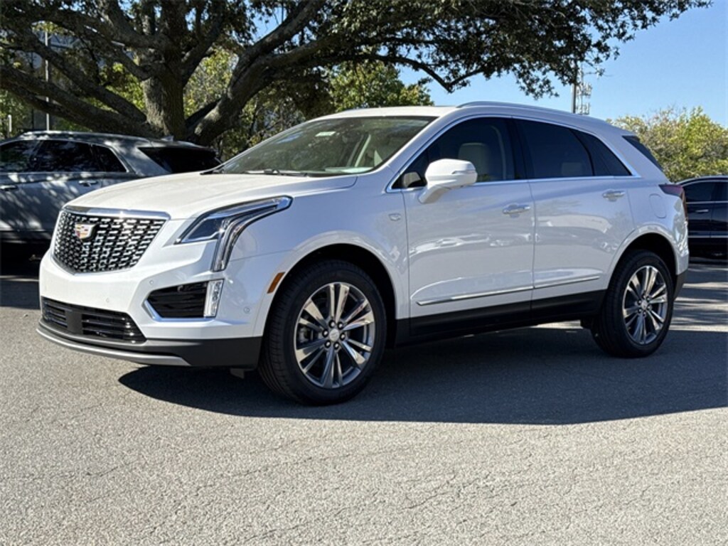 New 2025 CADILLAC XT5 Premium Luxury SUV