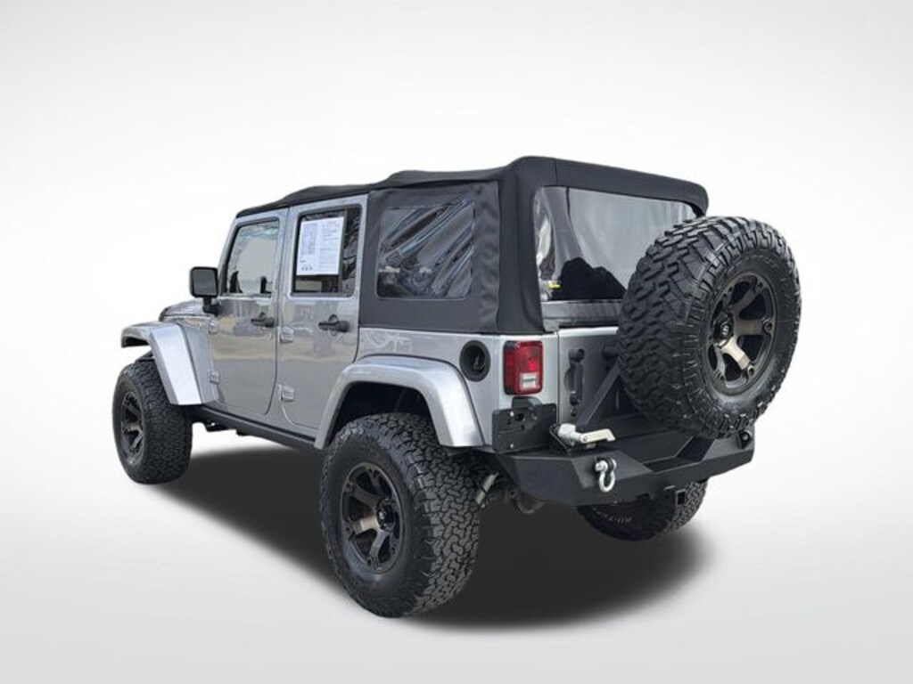 Used 2013 Jeep Wrangler Unlimited Sport SUV