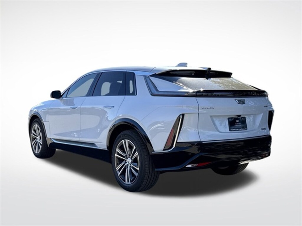 New 2026 CADILLAC LYRIQ Luxury SUV