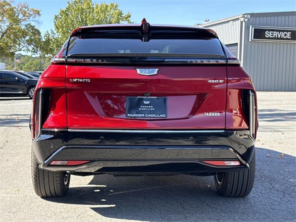 New 2026 CADILLAC LYRIQ Luxury SUV