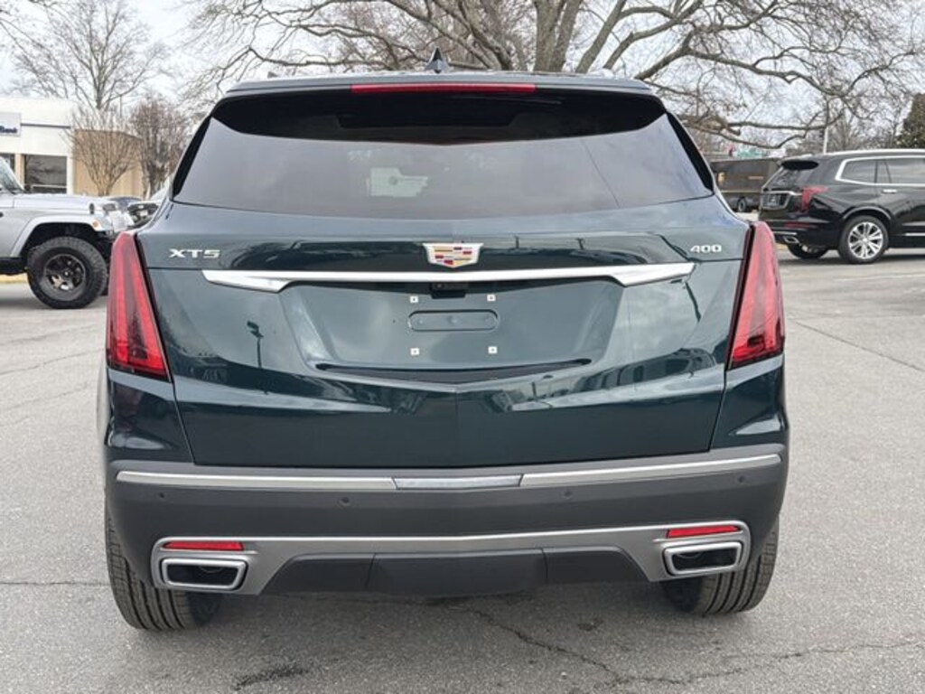 New 2026 CADILLAC XT5 Premium Luxury SUV