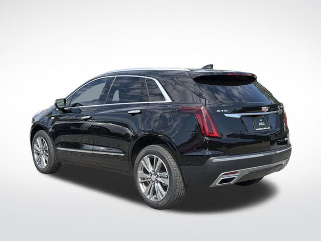 New 2026 CADILLAC XT5 Premium Luxury SUV