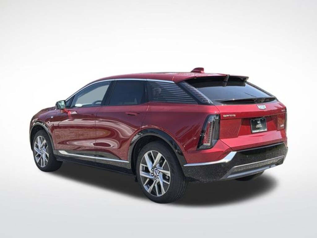 New 2026 CADILLAC OPTIQ Premium Luxury SUV
