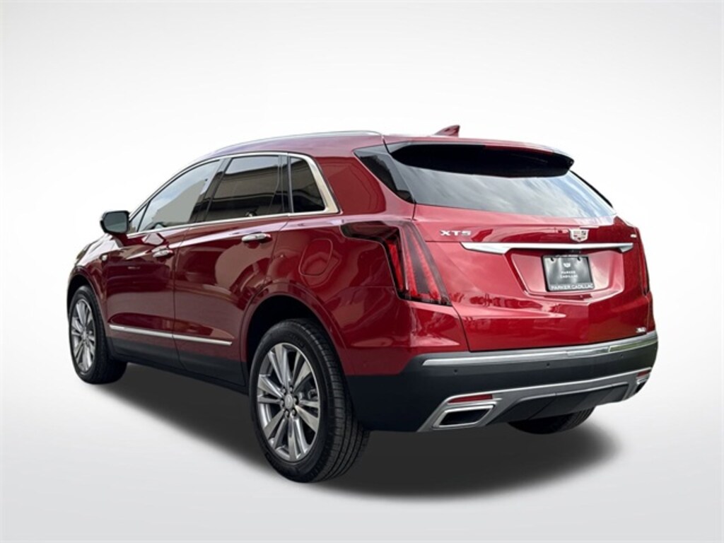 New 2025 CADILLAC XT5 Premium Luxury SUV