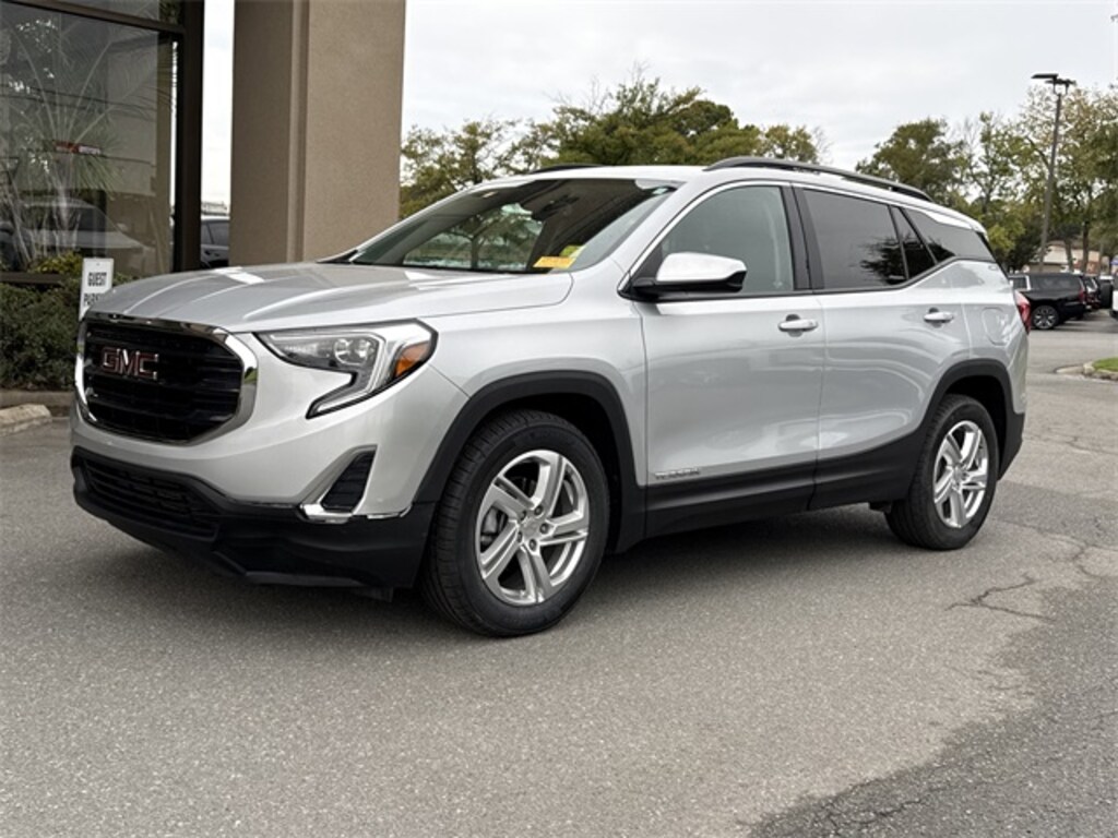 Used 2020 GMC Terrain SLE SUV