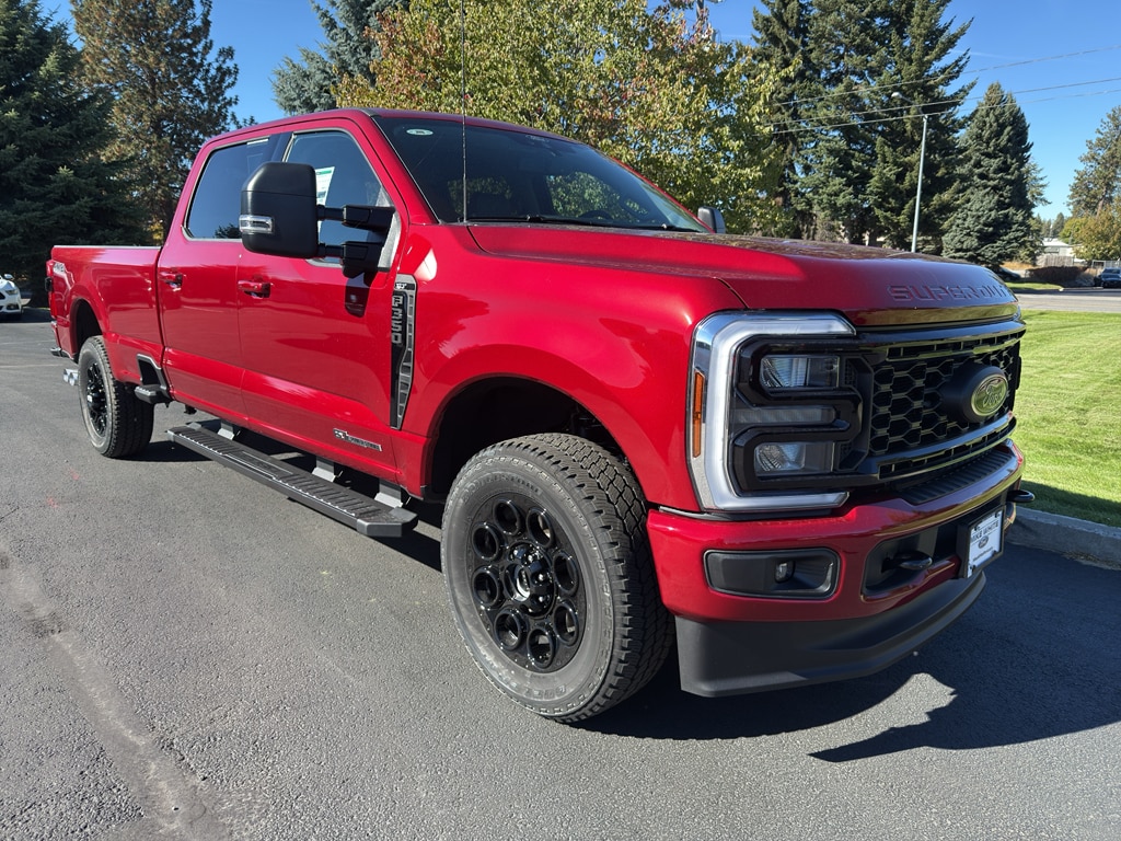 New 2026 Ford F-350 XLT Truck Crew Cab